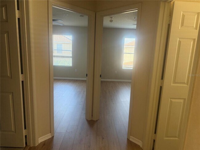 Building Photo - 2992 Langdon Ln N