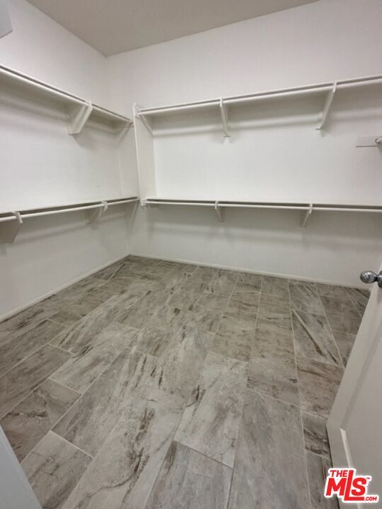 Building Photo - 17032 Cantlay St