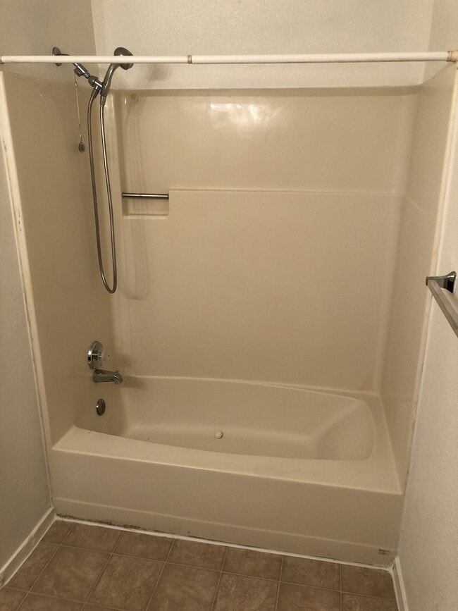 Building Photo - 1715 E Mary Ave