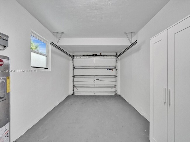 Building Photo - 2446 Fillmore St