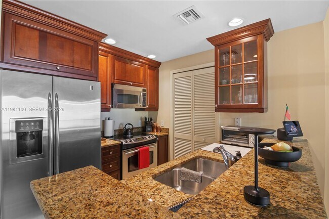 Building Photo - 100 Andalusia Ave