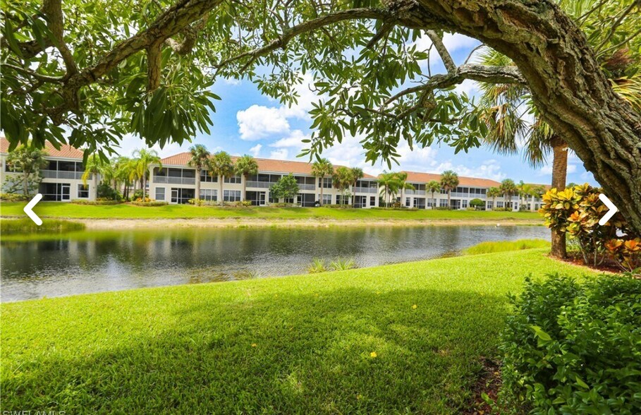 Building Photo - 960 Hampton Cir