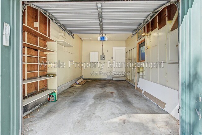 Building Photo - 2727 S Steele St