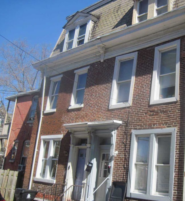 Building Photo - 1841 Susquehanna St