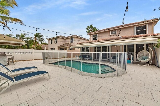 Building Photo - 773 SW 120th Ave