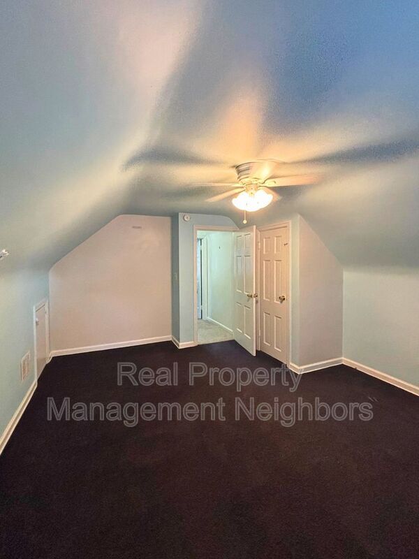 Building Photo - 3466 McCracken St