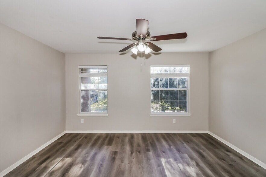 Building Photo - 1134 Desert Oasis Ln