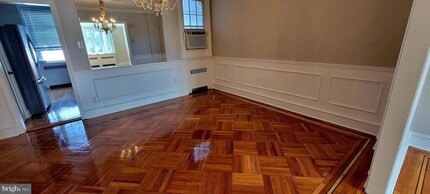 Building Photo - 3419 Oakmont St