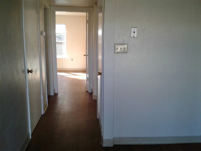 Building Photo - 100 Tamaran Loop