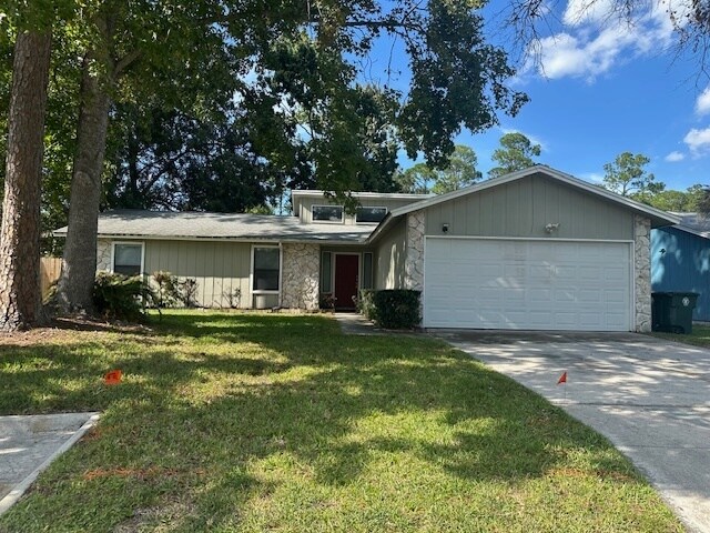 Primary Photo - Spacious Mandarin 3 bed 2 bath