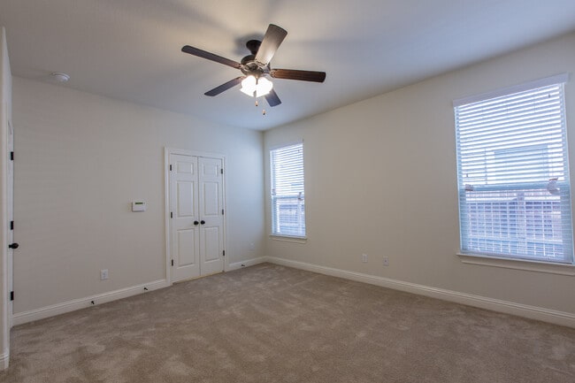 Building Photo - 16020 Travesia Way