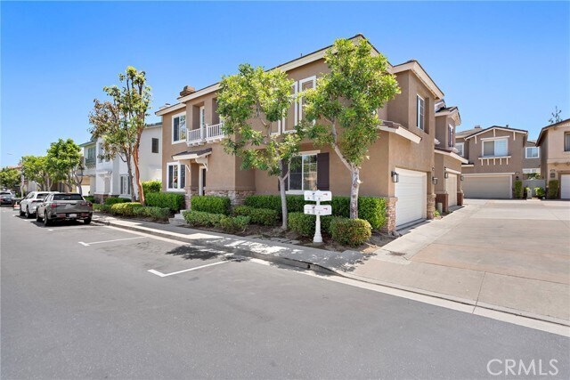 Building Photo - 205 Woodcrest Ln