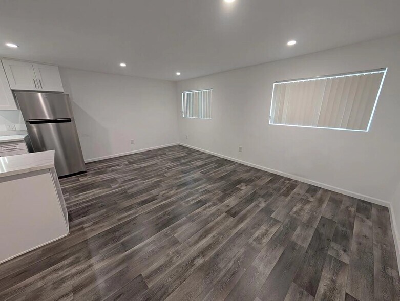Building Photo - 4530 Whitsett Ave