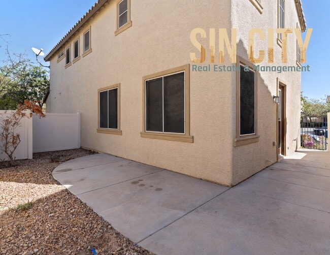 Building Photo - 5377 Brazelton St