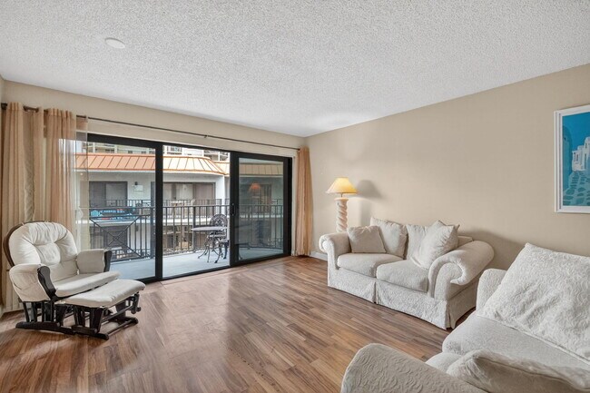 Building Photo - 2029 N Ocean Blvd