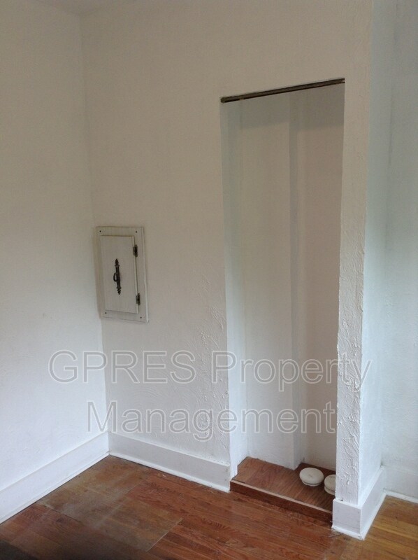 Building Photo - 1316 Wightman St