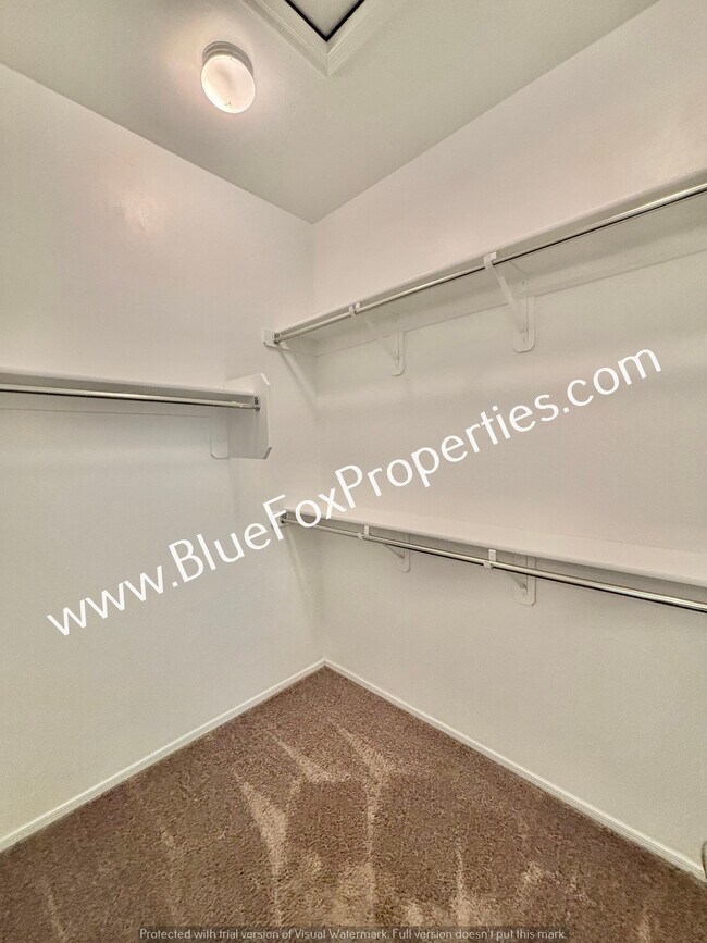 Building Photo - 21479 E Treasure Rd