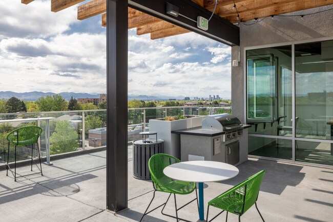 Building Photo - 3972 E Evans Ave