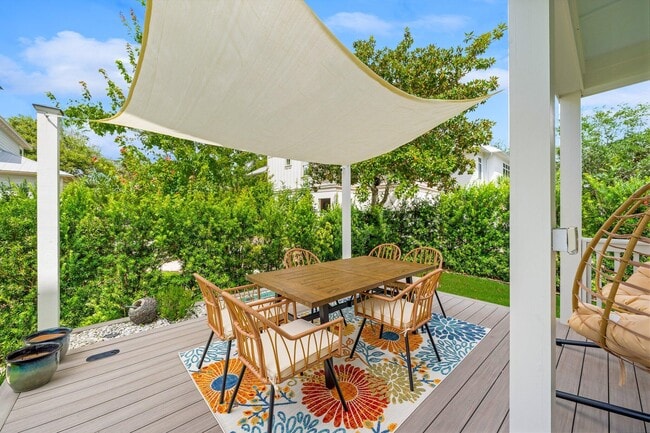 Building Photo - 79 Grande Pointe Dr