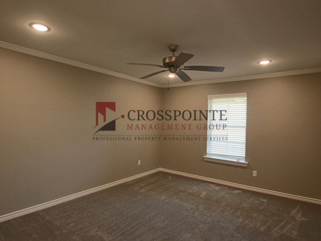 Building Photo - Beautiful 2 Bedroom 2 Bathroom Townhouse in South Tyler! 1/2 OFF FIRST FULL MONTH