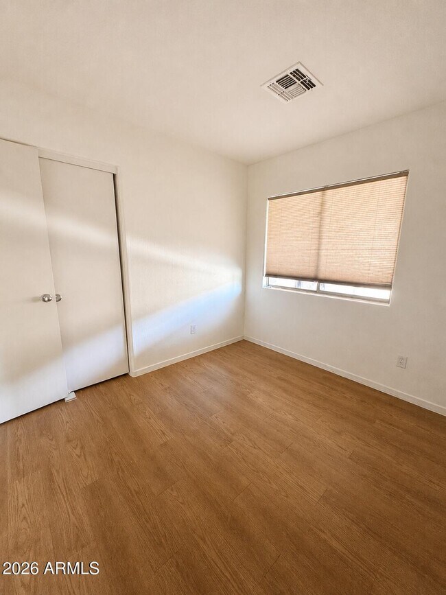 Building Photo - 25776 W Winslow Ave