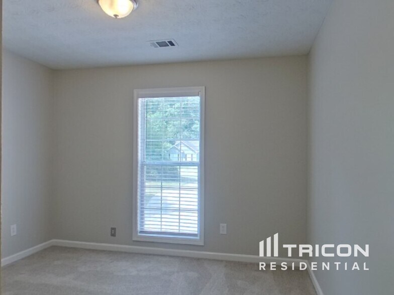 Building Photo - 730 Flintlock Dr