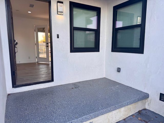 Building Photo - 9947 Norwich