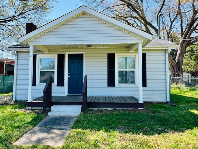 Primary Photo - Price just reduced!