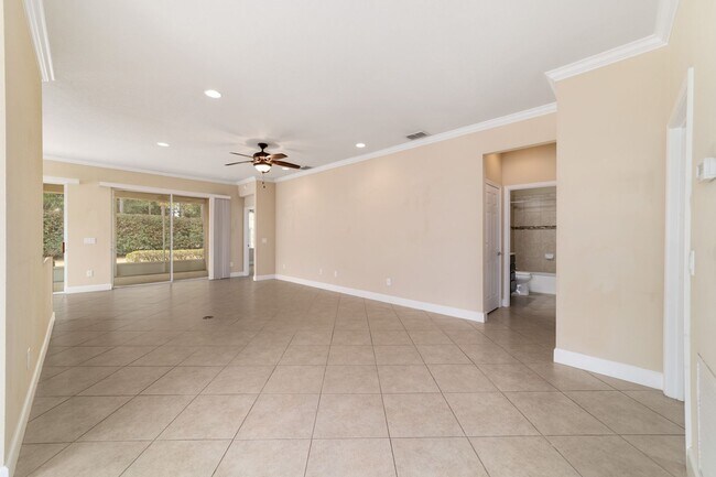 Building Photo - 6606 SW 91st Cir