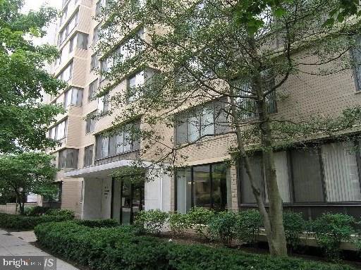 Building Photo - 2030 F St NW