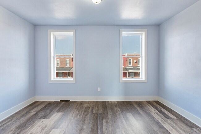 Building Photo - 5430 Delancey St