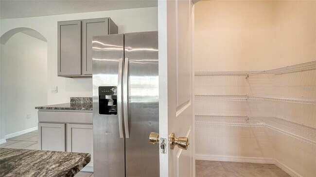 Building Photo - 12732 Lateral Root Dr