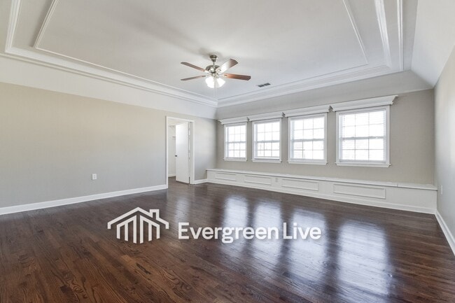 Building Photo - 195 Southmoor Cir