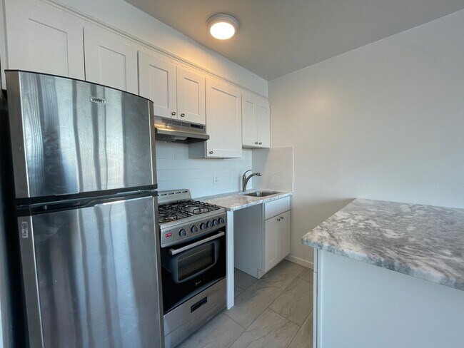 Building Photo - The Philadelphian – Fully Renovated Studio with All Utilities Included!