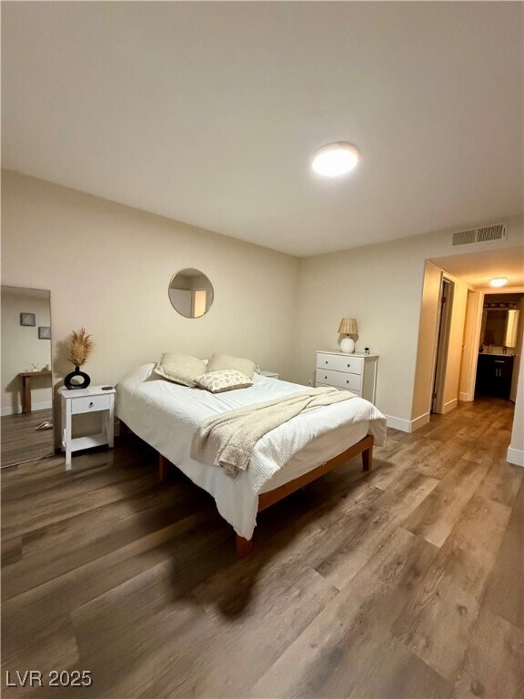 Building Photo - 1575 W Warm Springs Rd