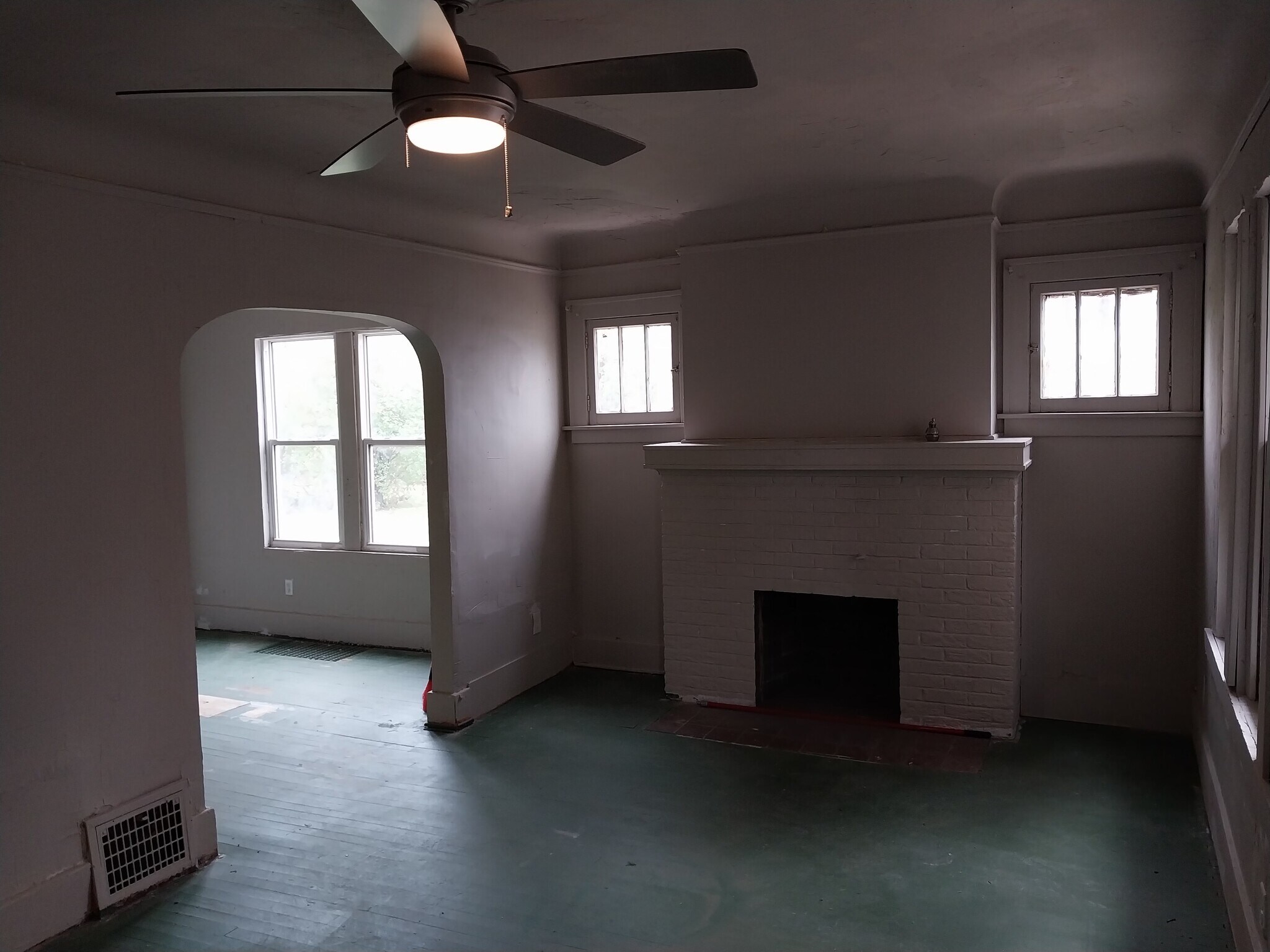 Building Photo - 15350 Alden St