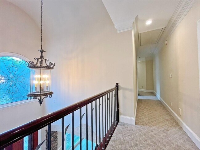 Building Photo - 6709 Wooded Cove Ct