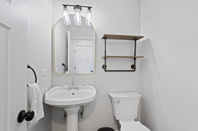 Building Photo - 1873 Grassy Knoll Ct