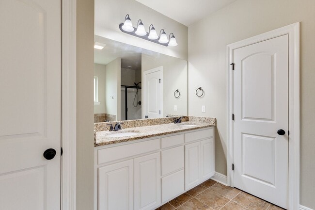 Building Photo - RENTAL HOME IN YOUNGSVILLE!