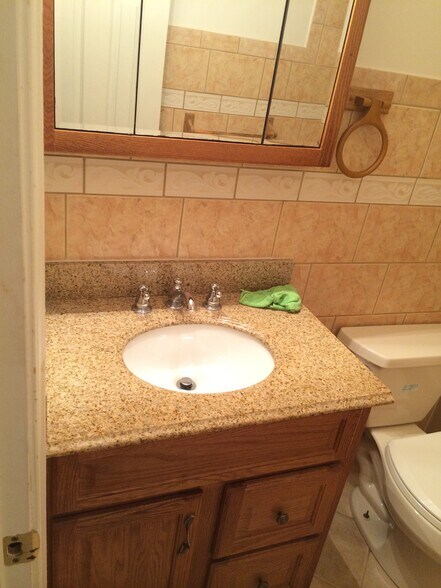 Building Photo - 35352 Gosling Ln
