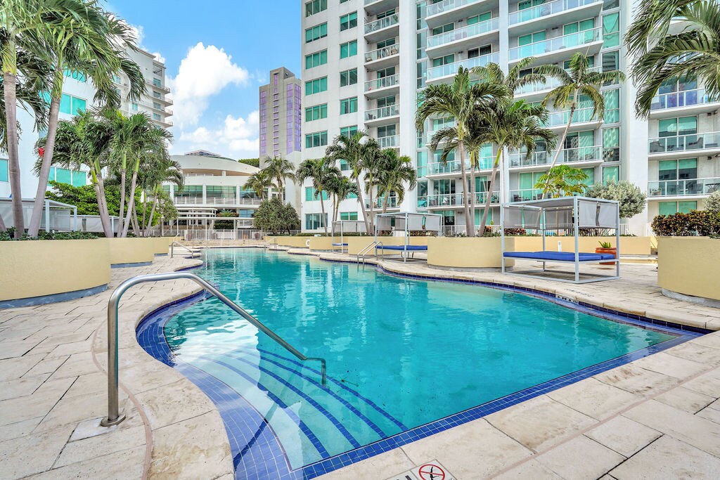 Building Photo - 244 Biscayne Blvd