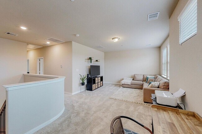Building Photo - 7524 Redondo Dr