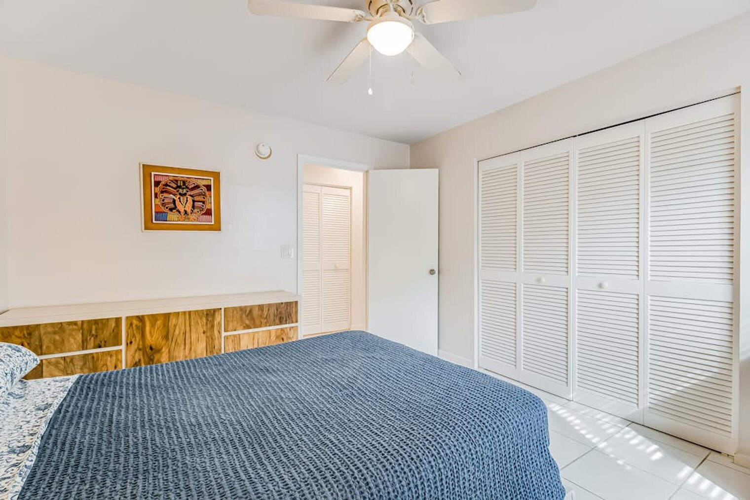Building Photo - 6997 Longboat Dr S