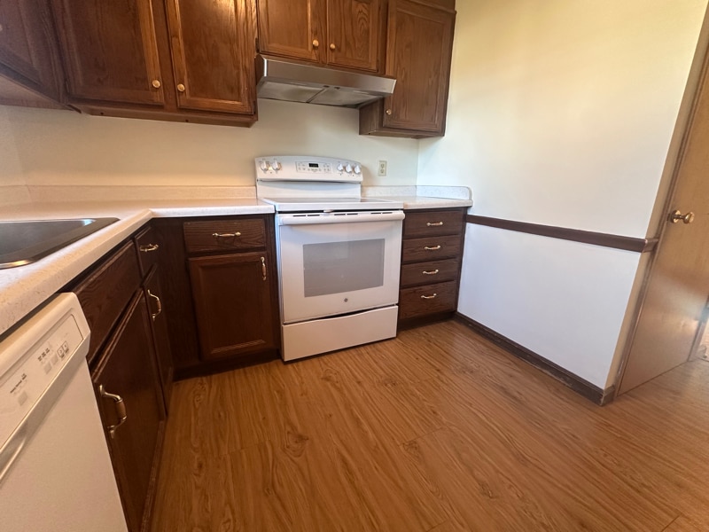 Building Photo - 8506 Izard St