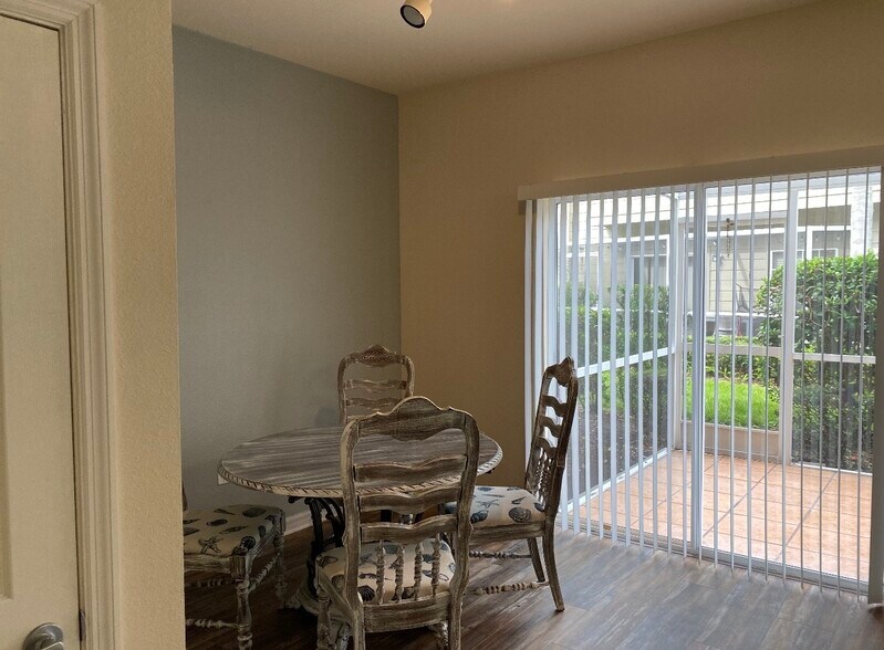 Building Photo - 7742 Plantation Cir