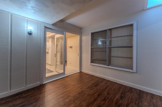 Building Photo - 922 Shady Creek Ln