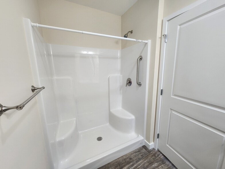 Building Photo - 73 Ivan Dr