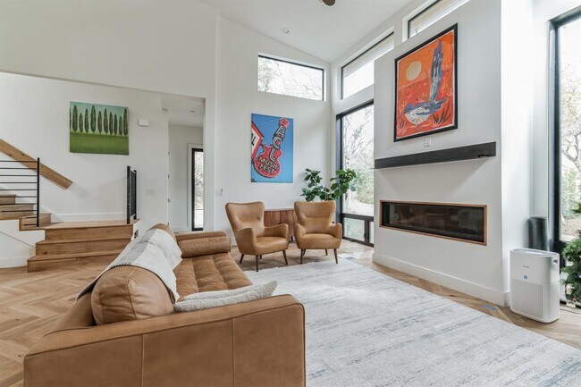 Building Photo - 107 Blue Ridge Trail