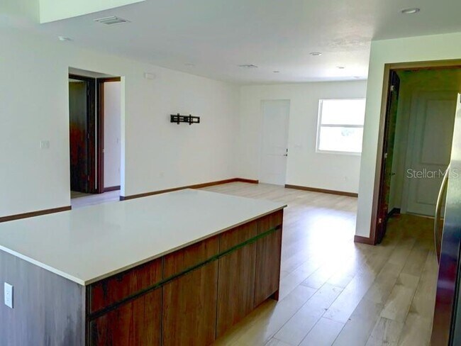 Building Photo - 4507 Knowles Ln
