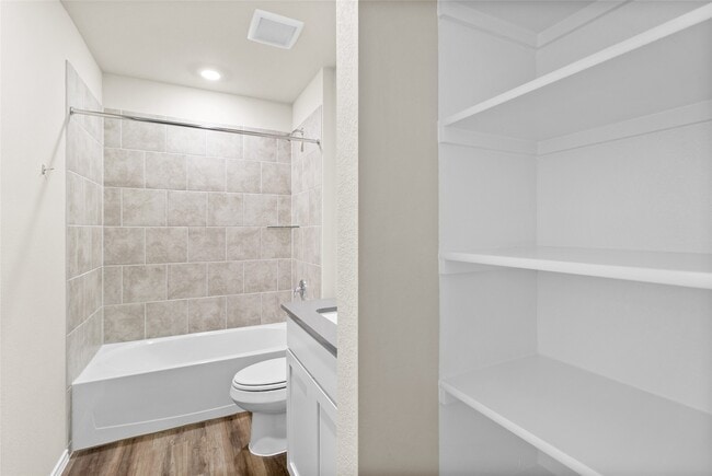 Building Photo - 206 Rockbridge Dr